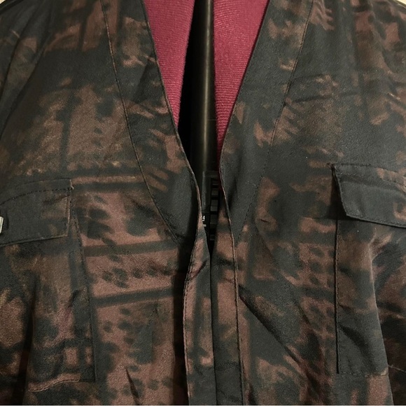 Rock & Republic Elegant Black and Brown Top - Picture 4 of 6